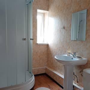 Двухместный номер бюджетный с ванной комнатой 